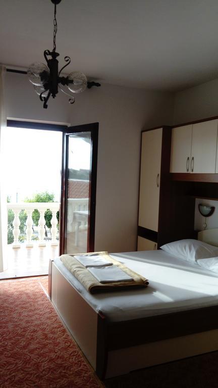 Apartments Branko Hoek van Holland Phòng bức ảnh