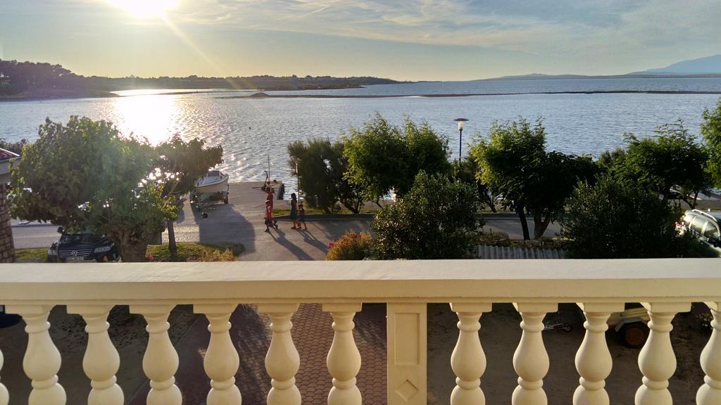 Apartments Branko Hoek van Holland Phòng bức ảnh
